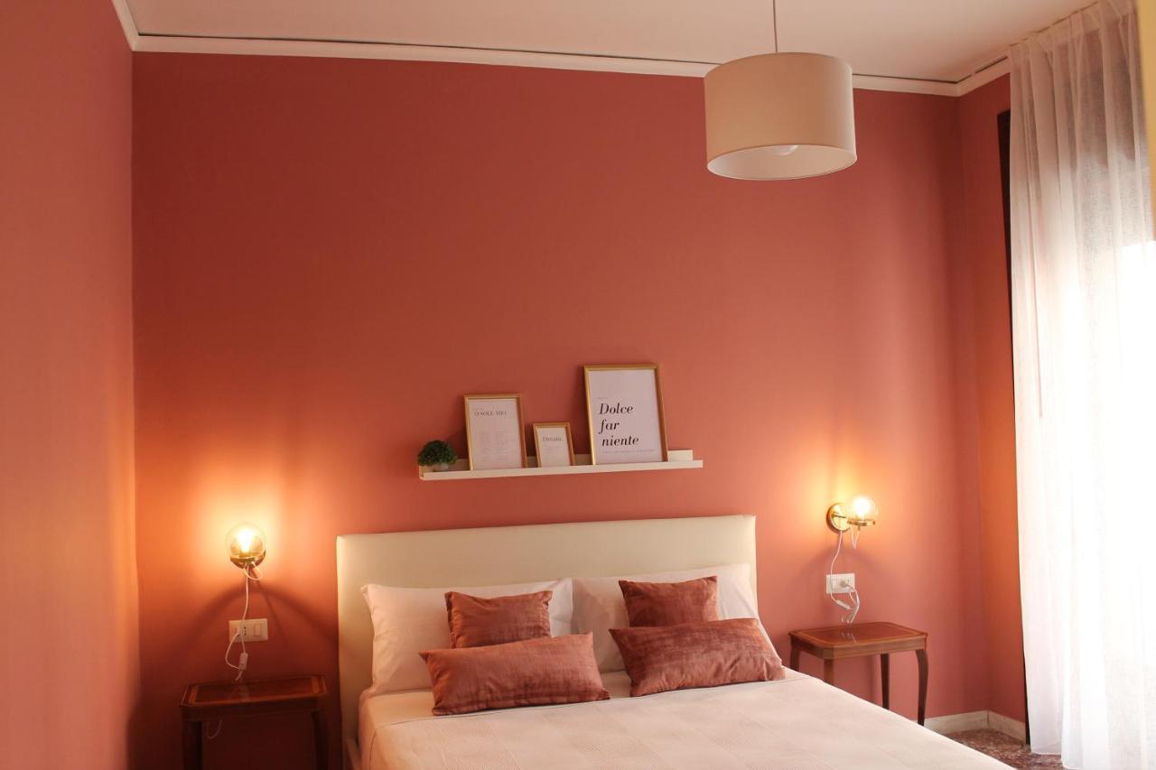 Casa Hari Bed & Breakfast Salerno Exterior photo