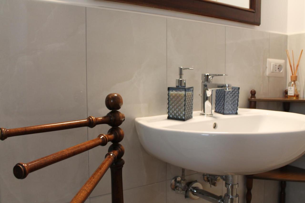Casa Hari Bed & Breakfast Salerno Exterior photo